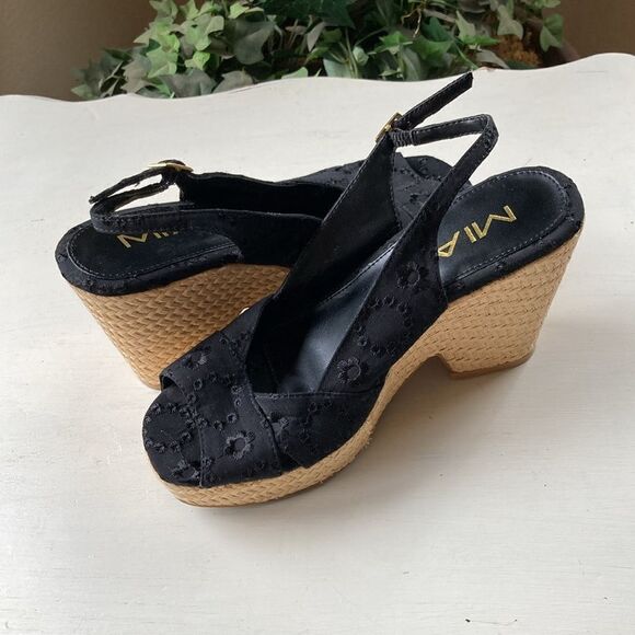 Mia Black Embroiled Floral Peep Toe Platform Raffia Espadrille Sandals Size 7M - Picture 15 of 15